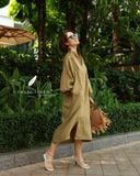  Đầm cổ tàu xếp li - Olive nhạt 