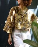  Celina Top - Lá đen nền vàng 