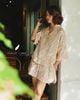 Mira Set - Hoa đỏ nền kem
