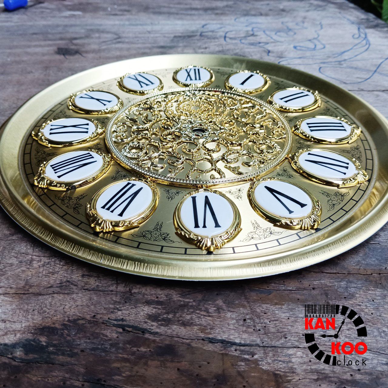  Mặt nhôm lắp đồng hồ tủ đứng-đồng hồ gỗ lũa đường kính 27.5cm (mặt ngọc) số nổi kiểu La Mã 