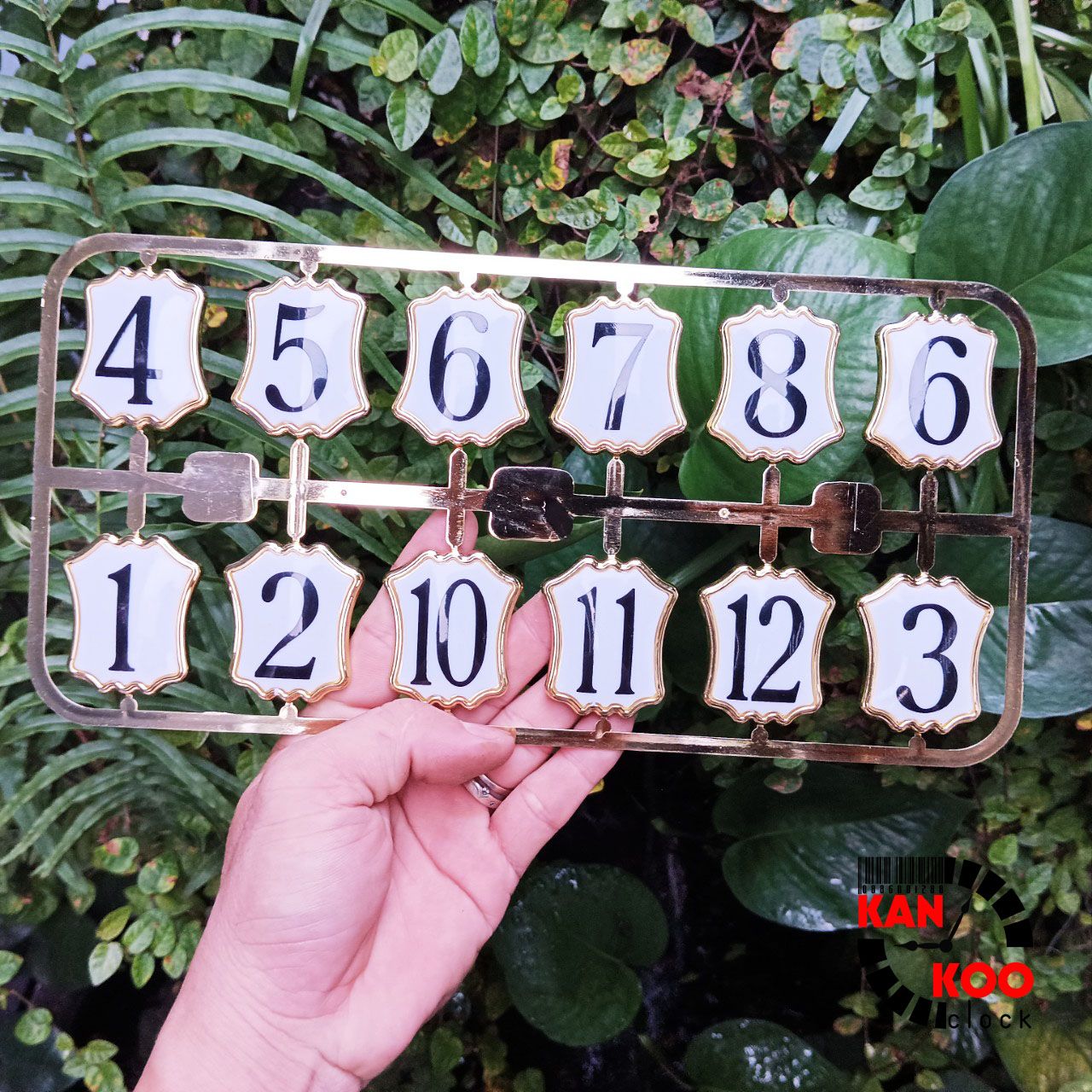  Bộ số đồng hồ treo tường xi vàng kiểu học trò SX01: 4.5cm x 3.8cmx 0.4cm, lắp cho đồng hồ treo tường, đồng hồ gỗ lũa, đồng hồ tủ gỗ 