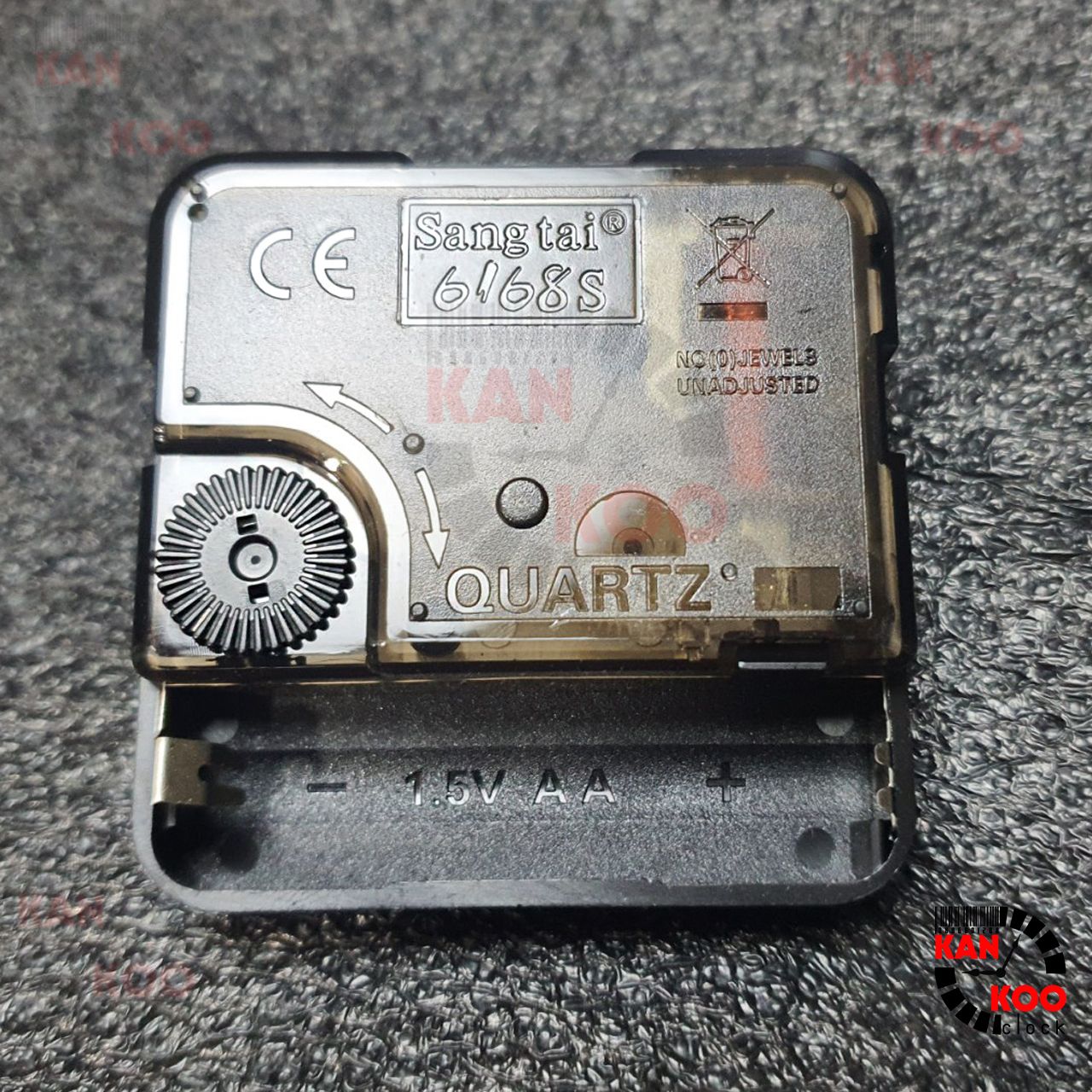  Máy đồng hồ treo tường  (KIM TRÔI)- Silent Quartz hiệu 6168s trục đồng dài 5.5mm (cốt cao 13mm) bảo hành 12 tháng 