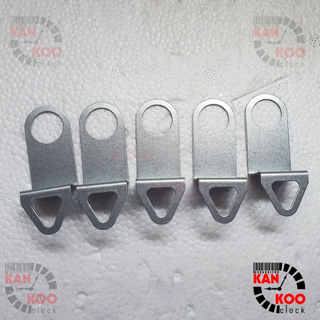  Móc sắt dùng để treo đồng hồ treo tường 