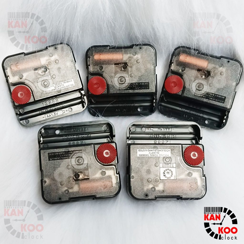  Máy đồng hồ treo tường kim trôi 12888 bánh xe đỏ chính hãng bảo hành 3 năm 