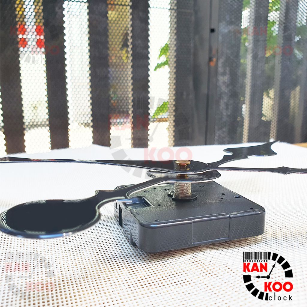  Máy đồng hồ treo tường KIM TRÔI XỊN SUZUKI và Kim dài 22.2cm bảo hành 5 năm, dùng cho mặt đồng hồ treo tường cỡ lớn 50cm 