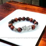  Vòng Đá Mắt Hổ Nâu Đỏ 12ly Mix Charm Tỳ Hưu Và Bi Bạc Khắc Chú (Hỏa, Thổ) 