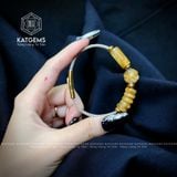  Vòng Dây Cáp Thạch Anh Tóc Vàng Mix Cỏ Bốn Lá, Ngũ Điếu Và Lu Thống Chạm Kim Tiền (Kim, Thổ) 