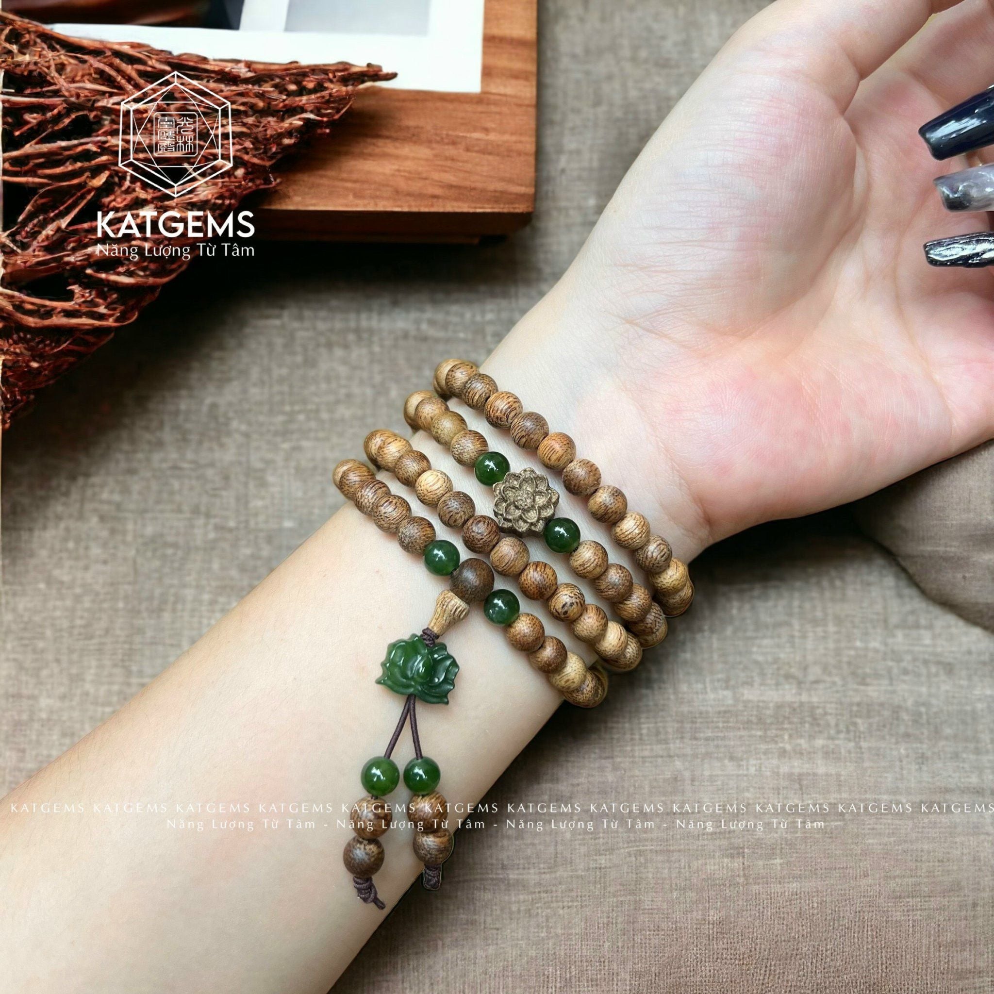  Chuỗi Vòng Trầm Rừng 108 Hạt 6ly Mix Hạt Ngọc Bích Hoa Sen (Không Kén Mệnh) 