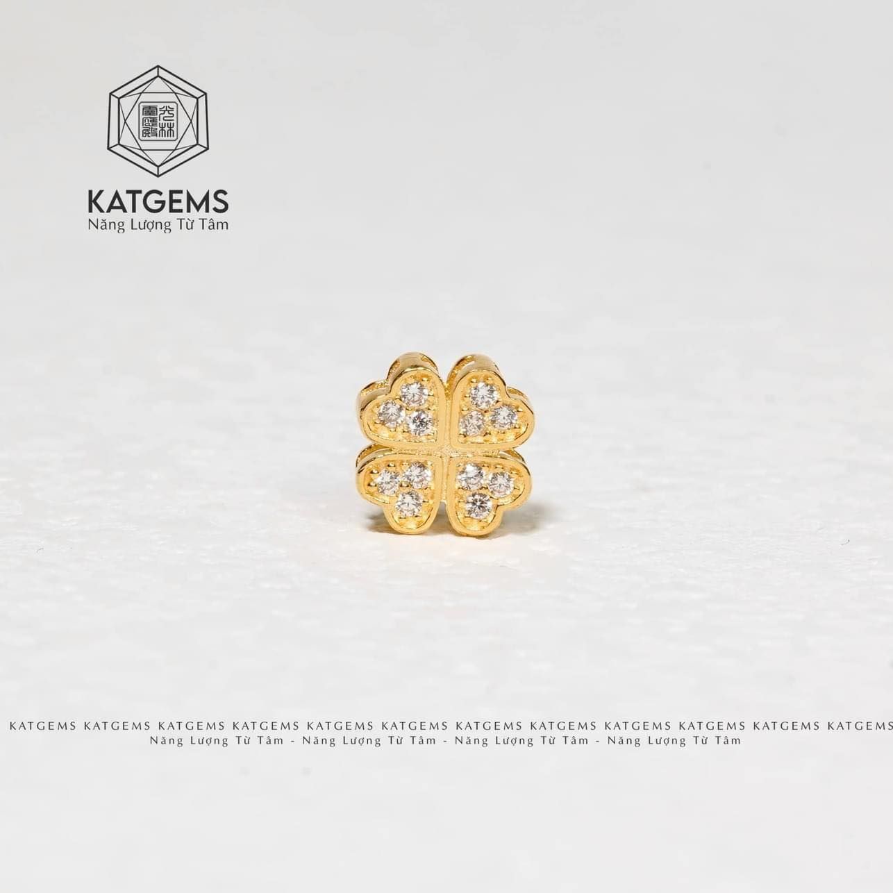  Charm Vàng Trang Sức Cỏ Bốn Lá (GIÁ LIÊN HỆ) 