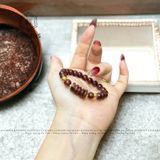  Vòng Tay Đơn Thạch Anh Tóc Đỏ 7ly Ngũ Điếu Mix Bi Kim Tiền Vàng 10K (Hoả, Thổ) 