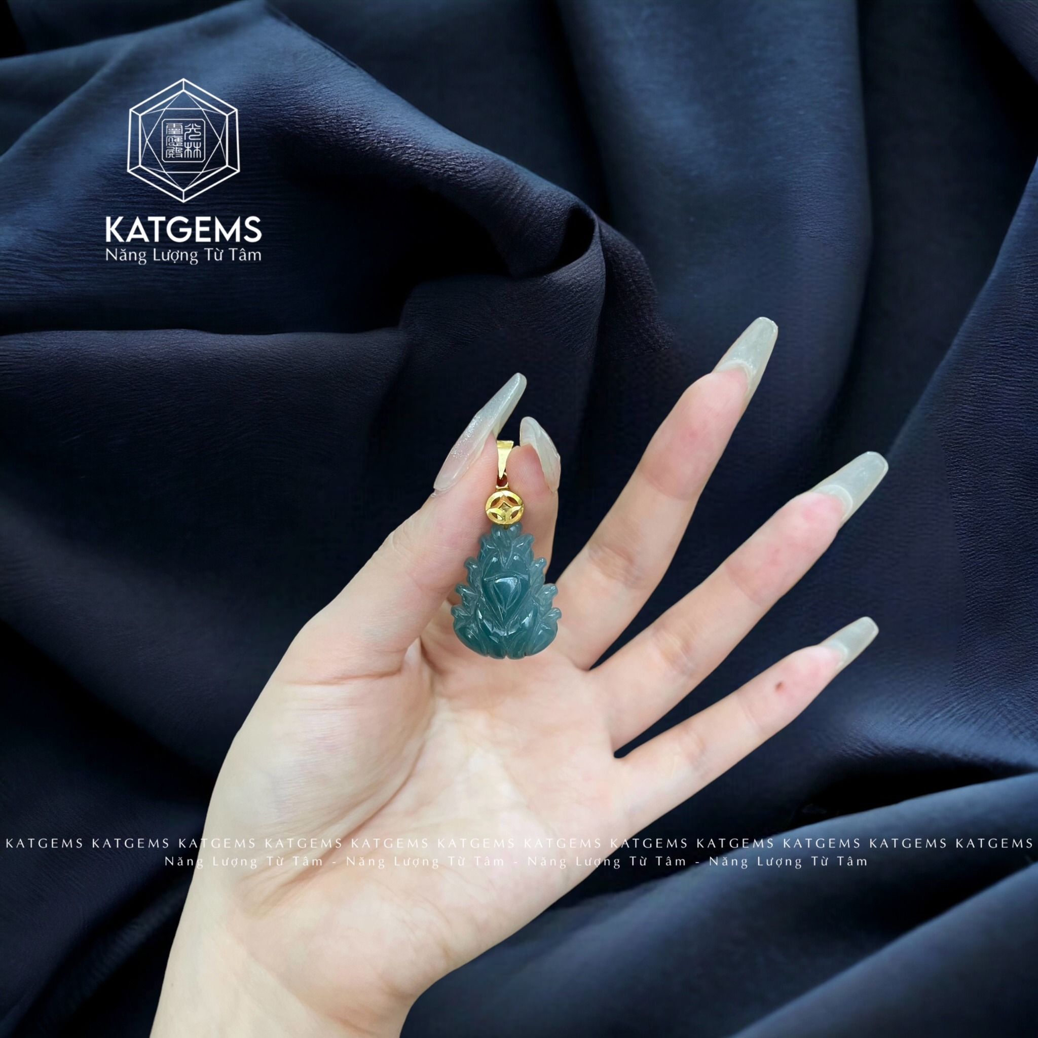 Mặt Dây Chuyền Bà Chúa Hồ Ly Lam Ngọc (Không Kén Mệnh) 