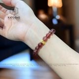  Vòng Đơn Thạch Anh Tóc Đỏ 8.6ly Mix Charm Chú Om Mani Padme Hum Vàng Trang Sức (Hỏa, Thổ) 1-132001 