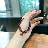  Vòng Đơn Thạch Anh Tóc Đỏ 8.7ly Mix Ngũ Điếu, Túi Tiền, Cỏ Bốn Lá Và Bi Vàng Trang Sức (Hỏa,Thổ) 1-132001 