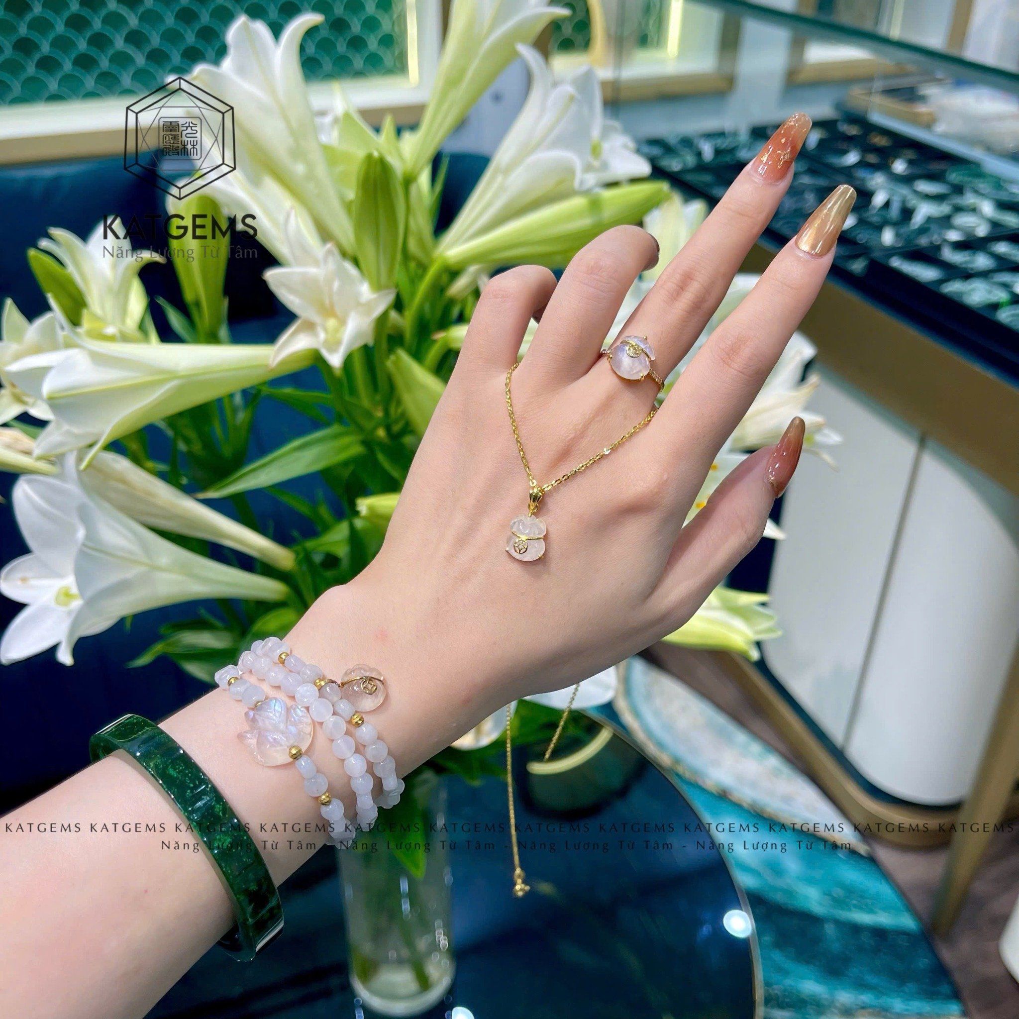  Mặt Dây Chuyền Túi Tiền Đá Moon (Thủy, Kim) 