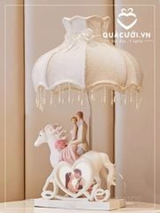 Quà cưới sang trọng - Đèn ngủ cô dâu chú rể cổ điển Châu Âu