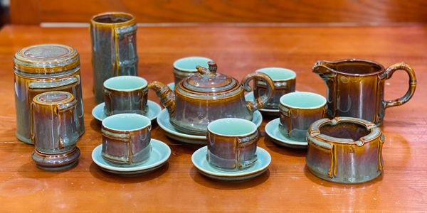  Bộ ấm chén tre thấp 
