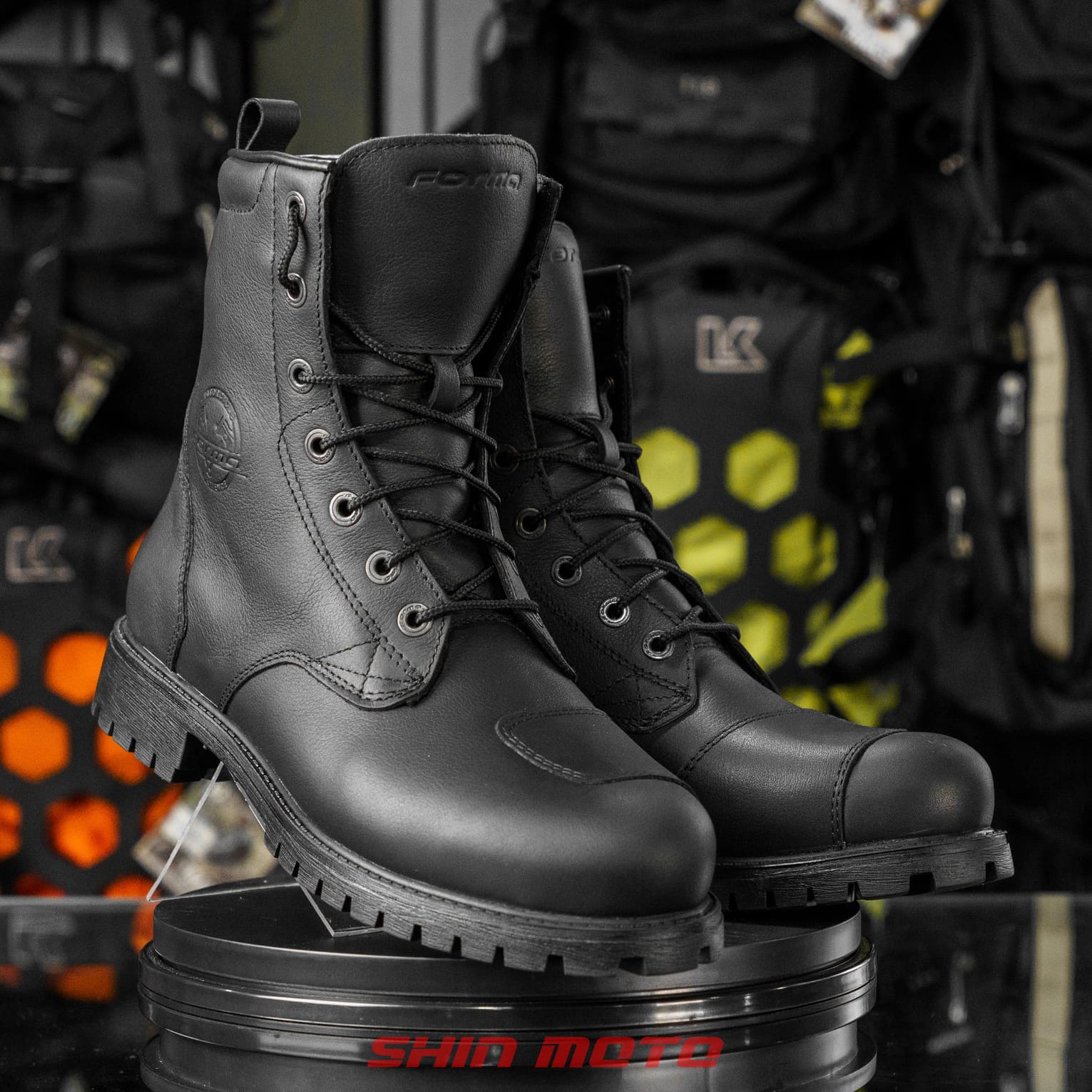 Giày Classic FORMA Legacy Dry - Black
