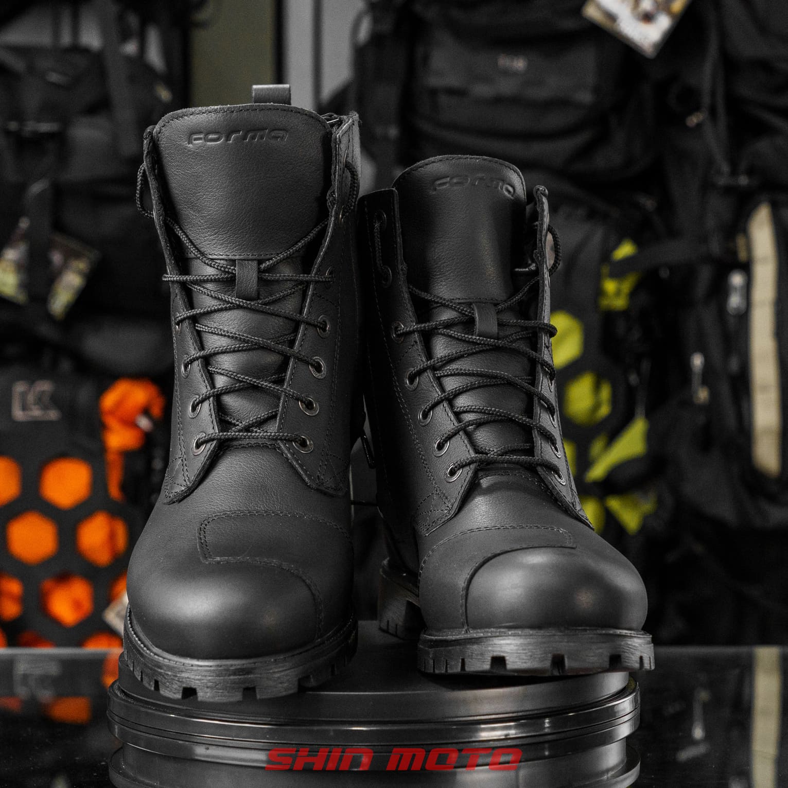 Giày Classic FORMA Legacy Dry - Black