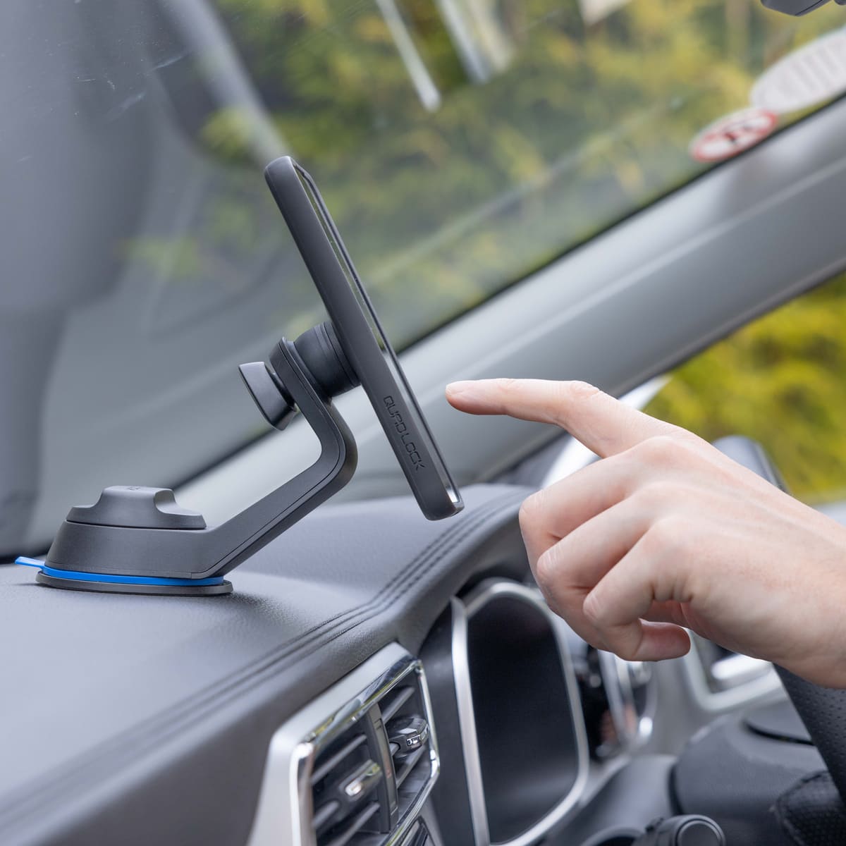 QUAD LOCK Car Mount