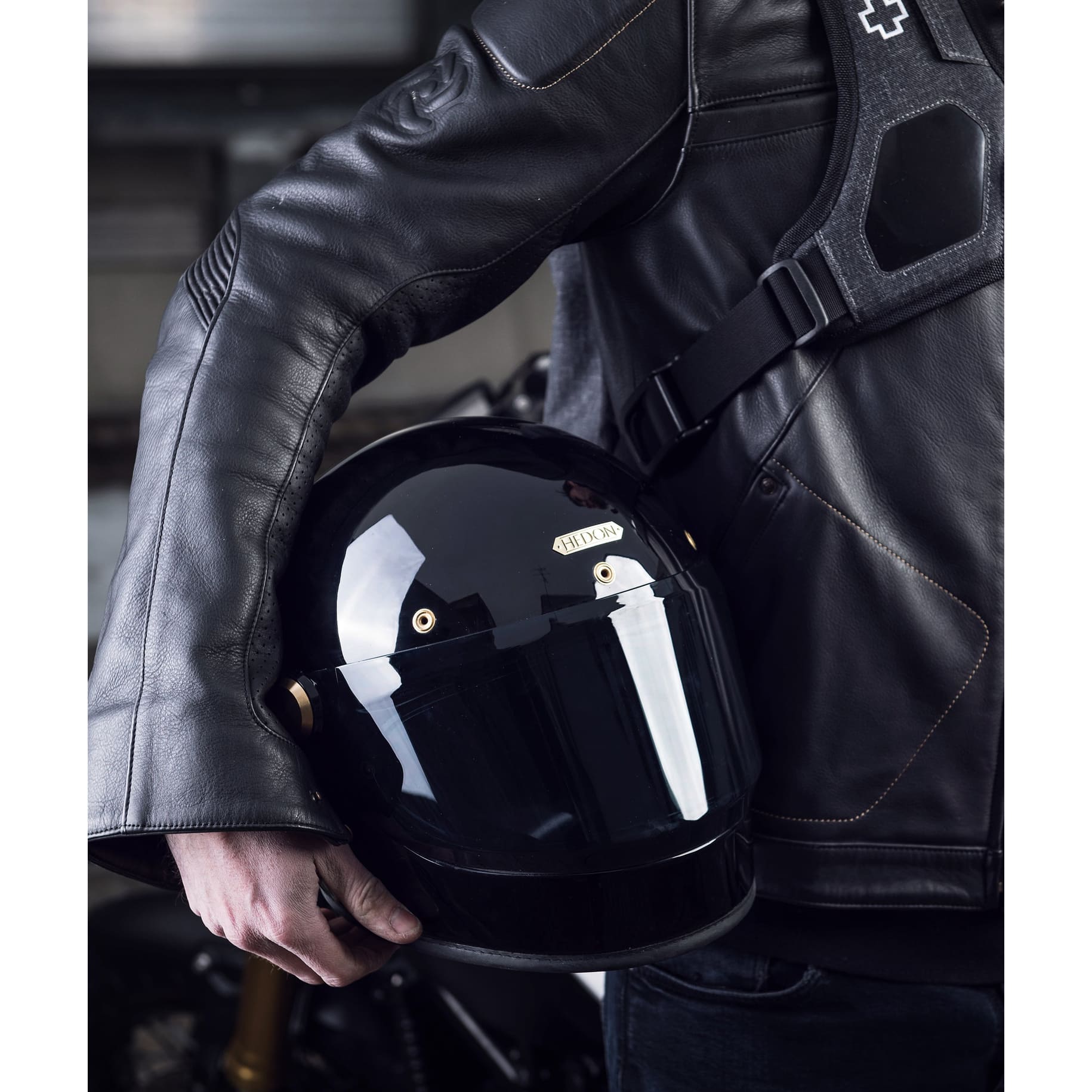 Mũ Classic HEDON Heroine Racer Signature Black 2.0