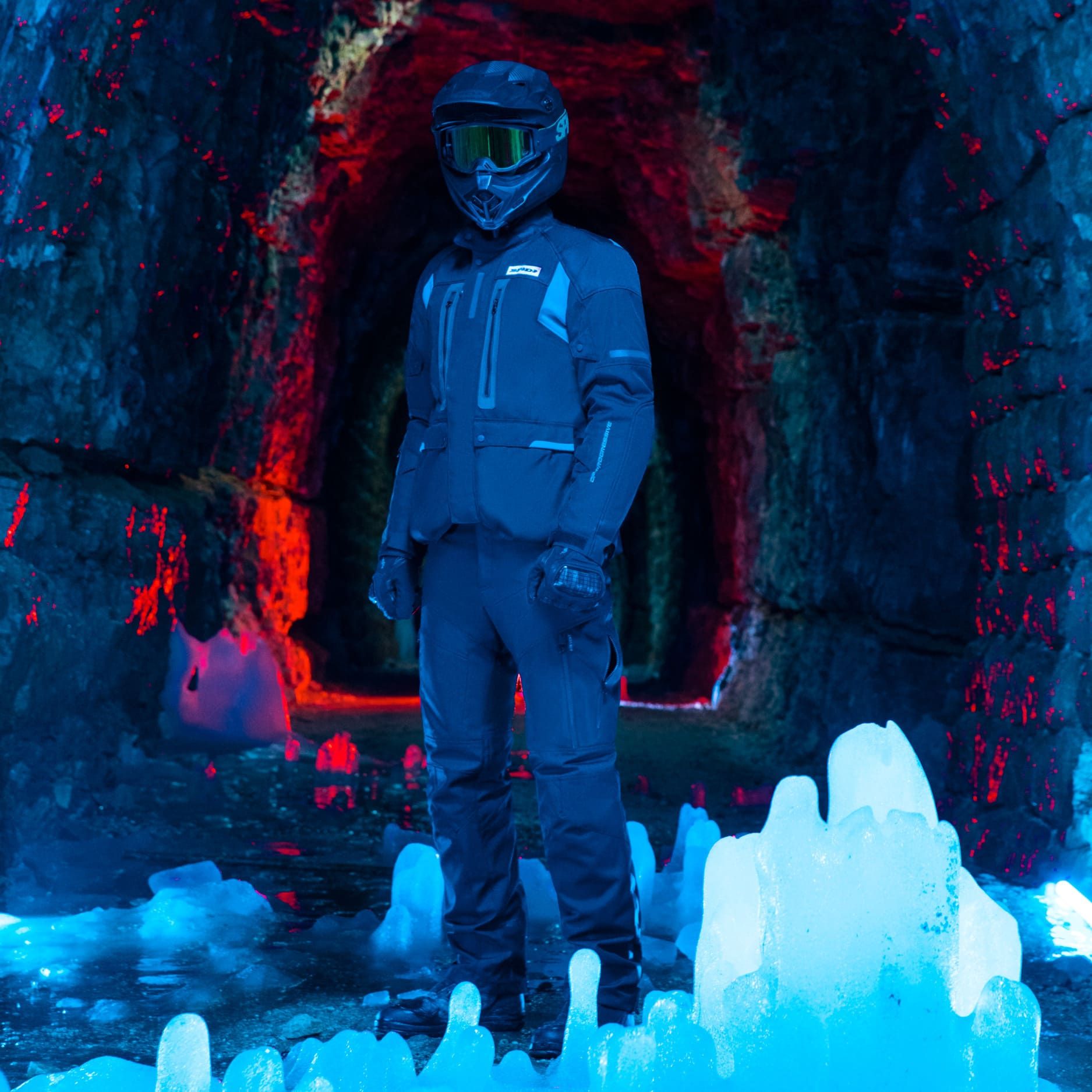 Quần Spidi Traveller [Short] Black