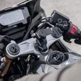  Quadlock Chống Rung 