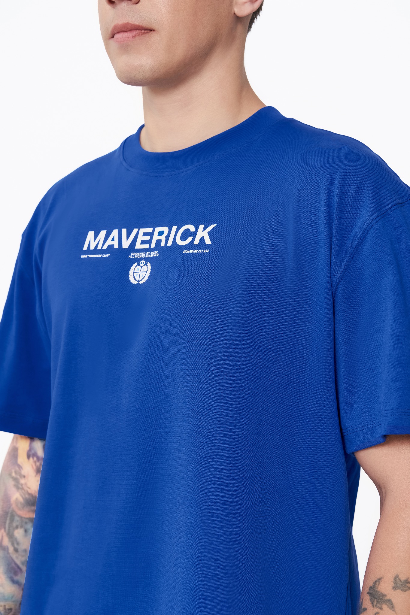 ao-thun-maverick-founders-club-cobalt-blue || cobalt blue