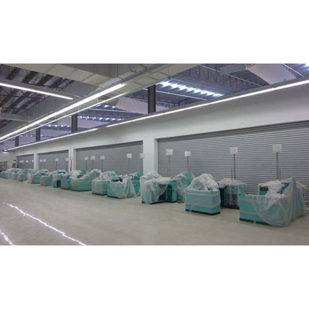  Cửa Cuốn Siêu Trường Alphatek 