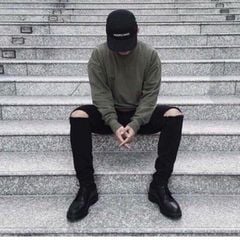 Quần jean dài big size nam màu đen trơn và rách gối (Mẫu 1)