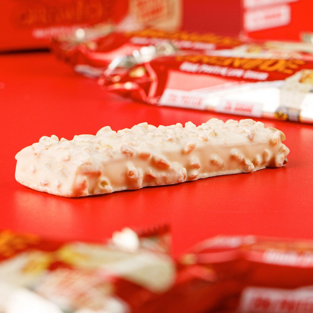  GRENADE | Bánh Protein WHITE CHOCOLATE SALTED PEANUT 