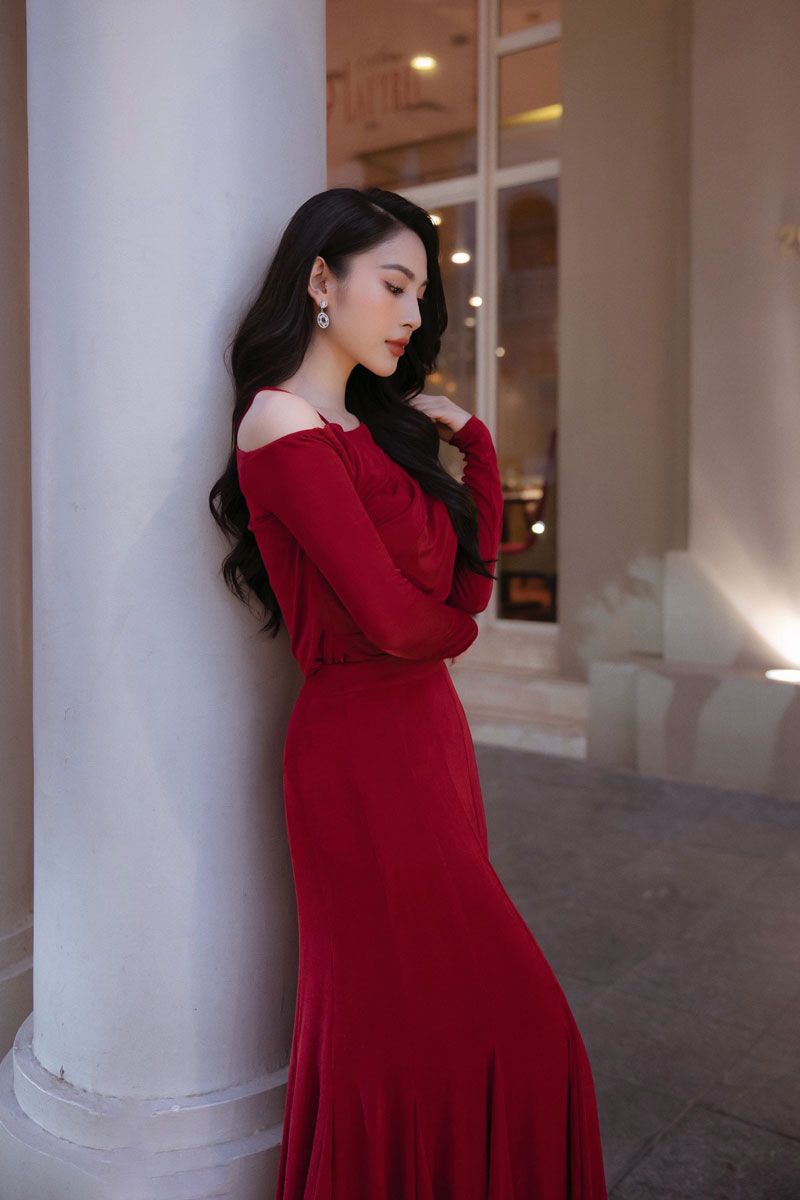 Ruby Top-Phong Cách Quyễn Rũ Kiêu Sa Làm Nổi Bật Vẻ Đẹp Quý Phái – Camellia