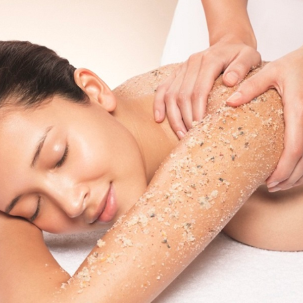 Tẩy tế bào chết body