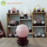  Cầu thạch anh hồng nặng 3.9kg, đường kính 14,2 cm 