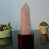  Trụ thạch anh hồng nặng 0.65kg, cao 25cm cả đế 