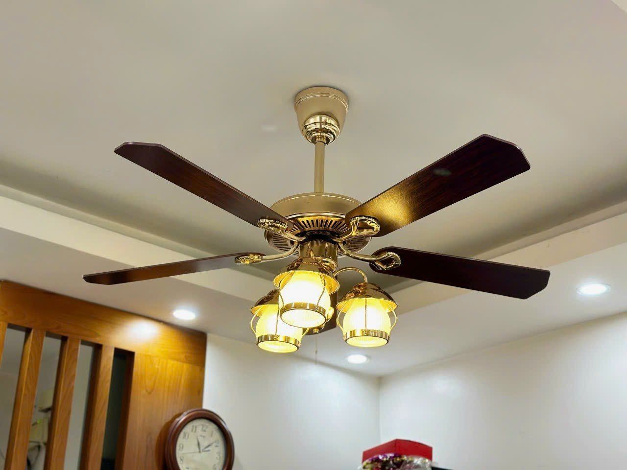  Quạt trần 5 cánh DCT Fan 104- vàng 
