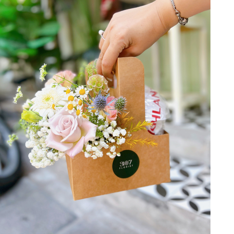  BOX HOA KÈM NƯỚC 