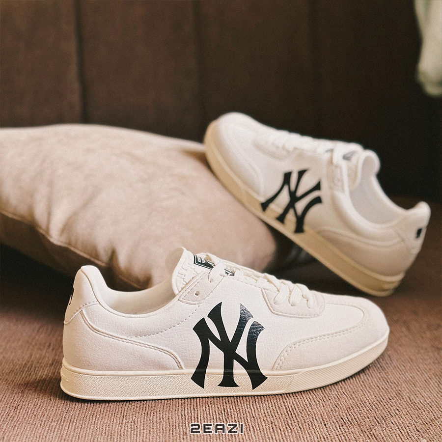  Giày MLB Unisex's Squeeze New York Yankees 3ASXSQZ3N Phiên Bản Màu Trắng Và Đen 