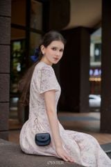 Đầm Hilary