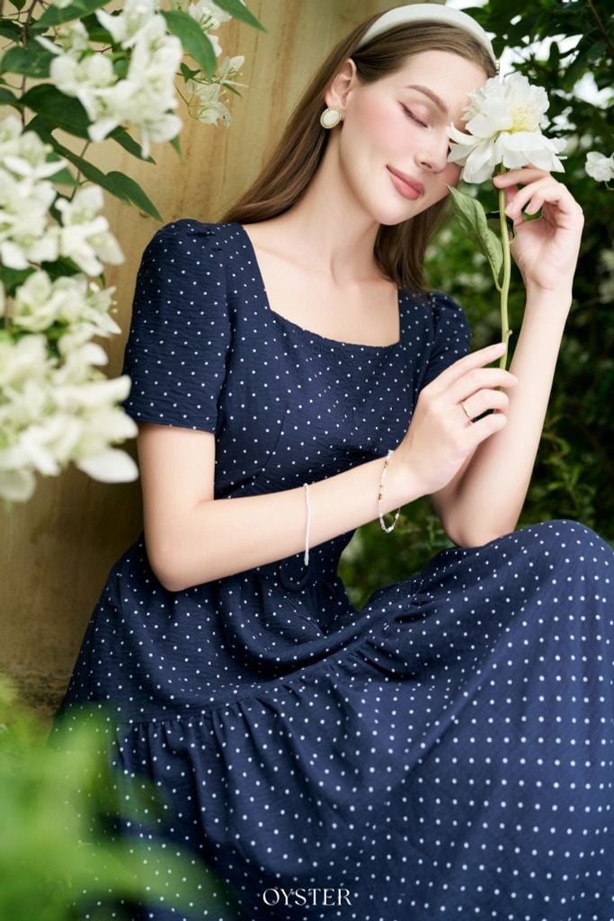 Đầm Hyni