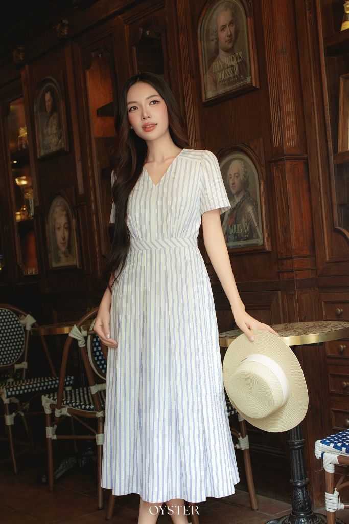 Đầm Emely