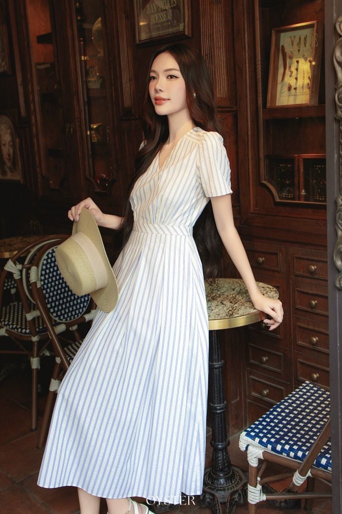 Đầm Emely