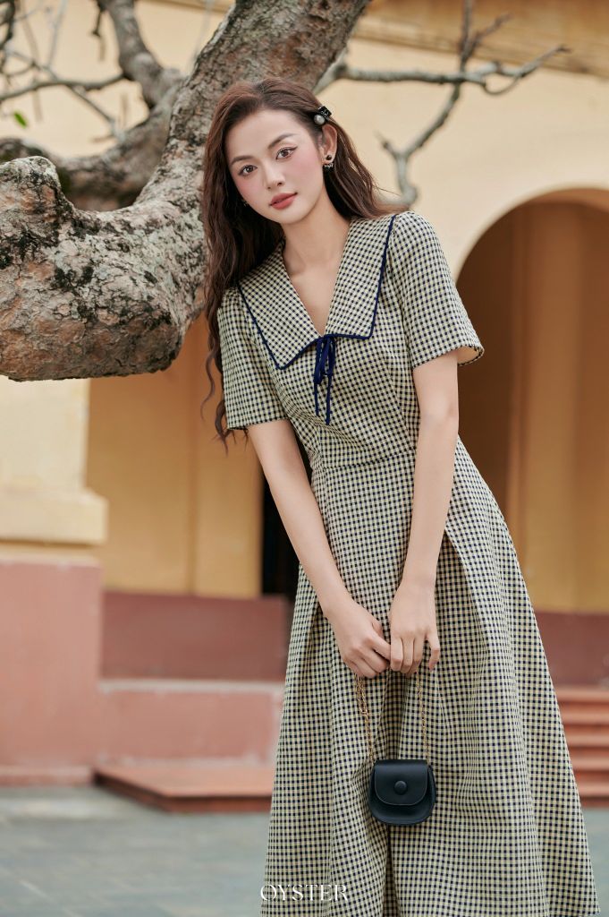Đầm Hely