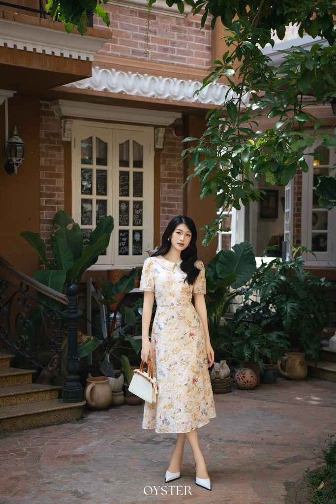 Đầm Hina