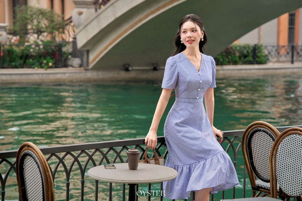 Đầm Karinn