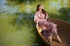 Đầm Adela