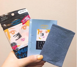  Giấy thấm dầu than hoạt tính Kose 60 tờ 