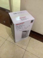 Máy hút ẩm Sharp DW-J27FV-S kèm lọc không khí