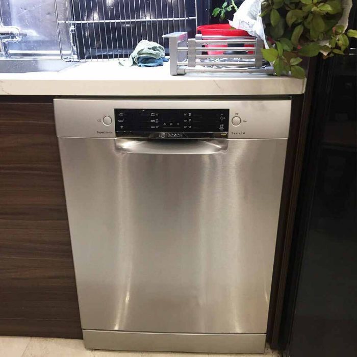 Máy rửa bát Bosch SMS46GI01P độc lập series 4