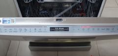 Máy rửa bát Bosch SMS8YCI03E series 8 tự động hé cửa