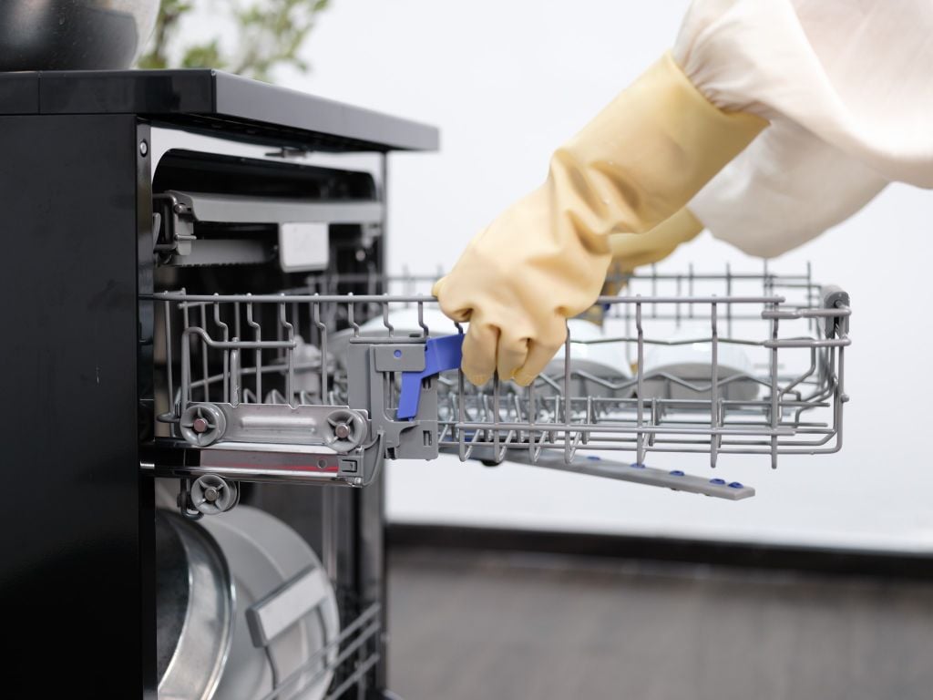 Máy rửa bát Dann SDS99PRO15B